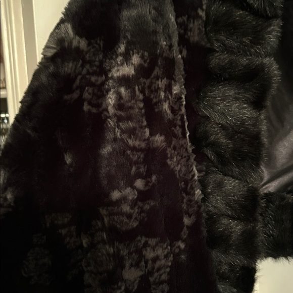 Faux Fur Stole for Winter!! - Picture 9 of 9
